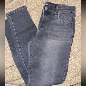 Old navy rockstar jeans size 2